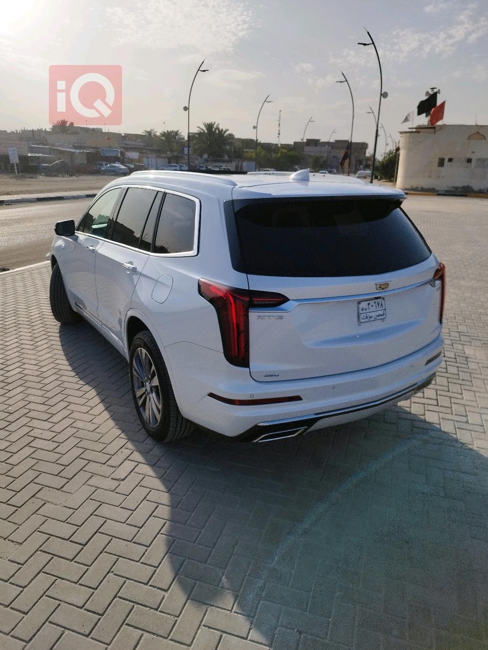 Cadillac XT6